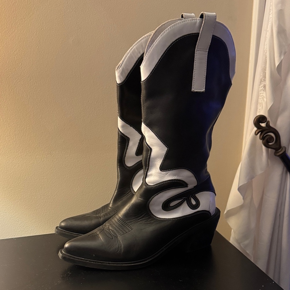 ALOHAS Black and White Heeled Boots